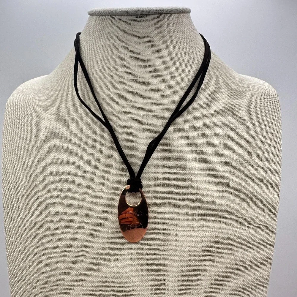 Vintage 90s Copper Monogram Initial‎ T Pendant Necklace Black Suede Cord Jewelry